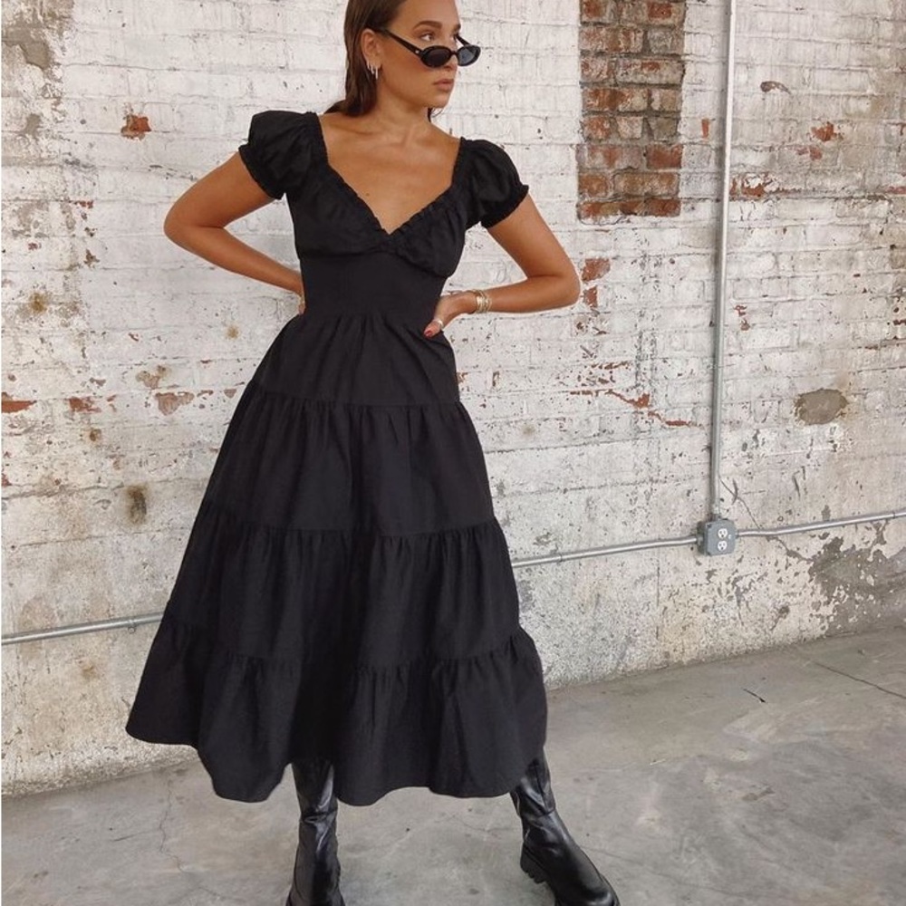 Danielle Bernstein Macy’s Elegant Black Tiered Dr… - image 1